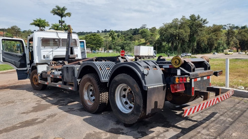Imagem 15 de 15 de Mercedes-benz 2430 6x2 Ano 2014 Rollon-rolloof
