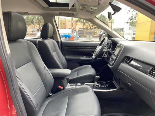 Mitsubishi Outlander At 2019 3000cc