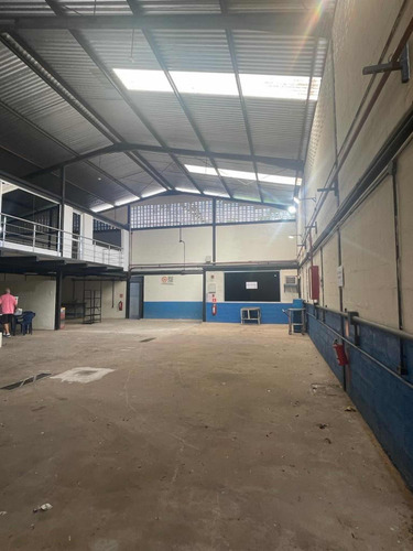 Galpon Bellavista Plc Venta 400m2