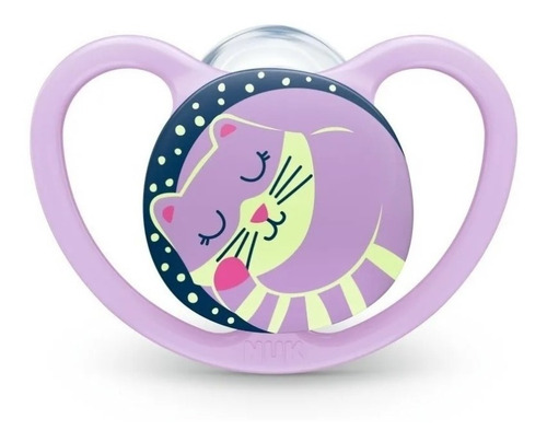 Imagen 4 de 10 de Set De 2 Chupetes Space Night Nuk 0-6 Nena Nocturno-luminoso