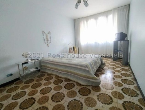 Imagen 3 de 9 de En Venta Casa En La Trinidad - Mls #21-21393 - Karina Sanchez 04143355086