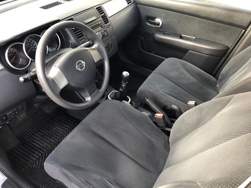 Nissan Tiida - 2011 / 2012 1.8 Sedan 16v Flex 4p Manual