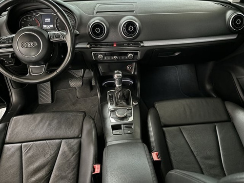 Audi A3 A3 1.8 TFSI SEDAN AMBITION 16V 180CV GASOLINA 4P AUTOMÁTICO