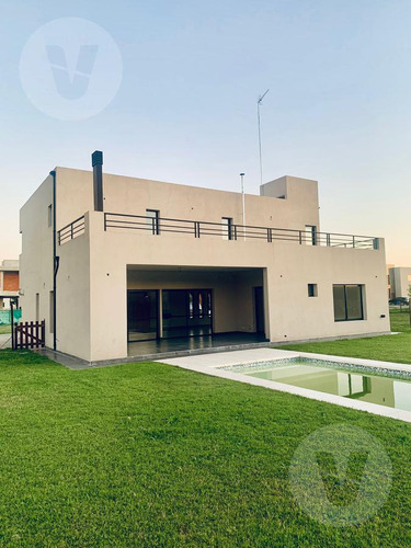 Casa En Venta En Canning - Barrio Santa Ines