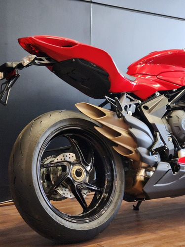 Imagen 6 de 25 de F3 Rosso Mv Agusta No Ducati- No Panigale