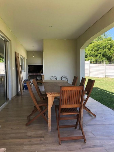 Casa En Venta, 3 Dormitorios. Amplios Ambientes. Perimetral. Barrio Cerrado San Matias, Escobar