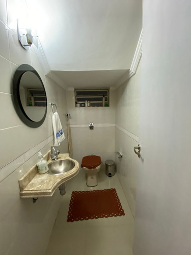 Imagem 14 de 24 de Sobrado Para Venda Com 3 Dormitórios Na Vila Mogilar Em Mogi Das Cruzes - Ca00358 - 70378669