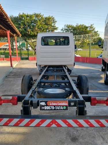 Imagem 7 de 15 de Iveco Daily Daily 35s14 Ano 2016