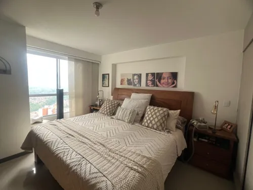 Se Vende Apartamento En Loma De Los Bernal Parte Baja