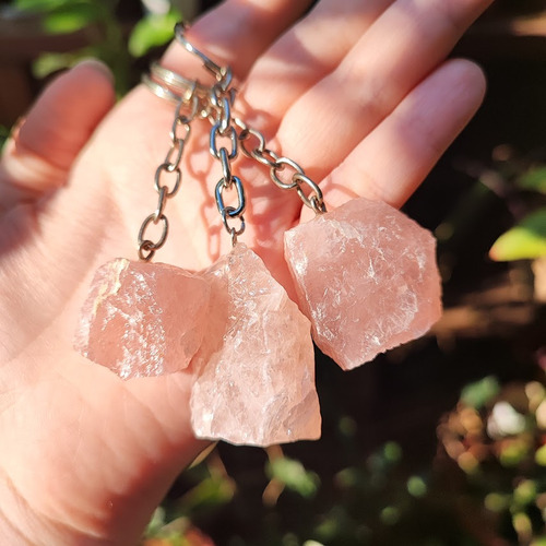 Chaveiro Quartzo Rosa Bruto Natural Amor Equilíbrio Perdão Cor Rosa-claro