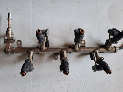 Riel De Inyectores Cadillac Cts 3.6 05-07 (Usado)