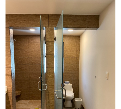Magnifica Residencia En El Mejor Cluster De Puebla, Unica Por Sus Acabados Y Distribucion