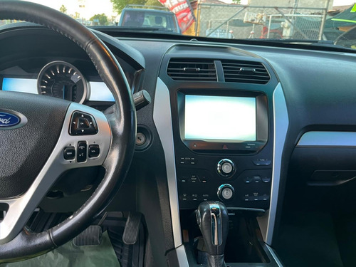 Ford Explorer 4.0 Xlt V6 Tela Sync 4x2 Mt