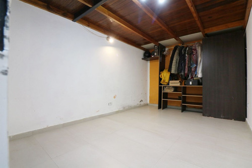 Venta De Ph Cinco Ambientes En Villa Crespo