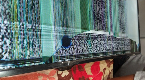 Imagen 2 de 4 de Tv Chino De 50 Hd. Solo Para Repuesto. Pantalla Dañada.