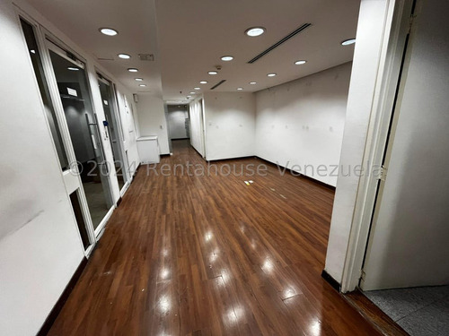 Magnifica Y Amplia Oficina En Alquiler Mls 24-29285 El Bosque