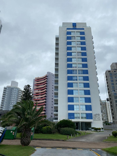 Punta Del Este Venta Apartamento Playa Brava De 2 Dormitorios Vista Al Mar