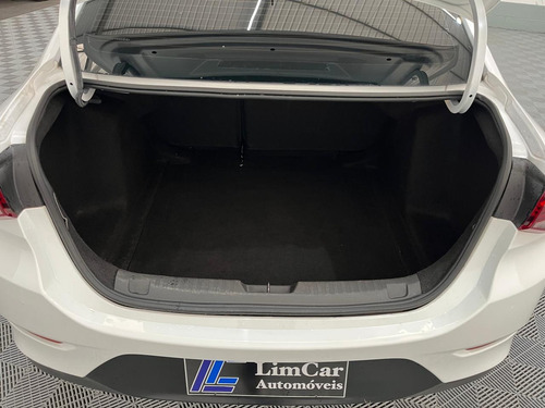 Chevrolet Onix plus 1.0 Lt 4p