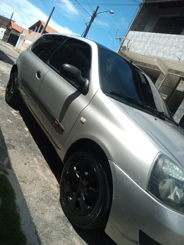 Renault Clio 2010 1.0 16v Campus Hi-flex 3p