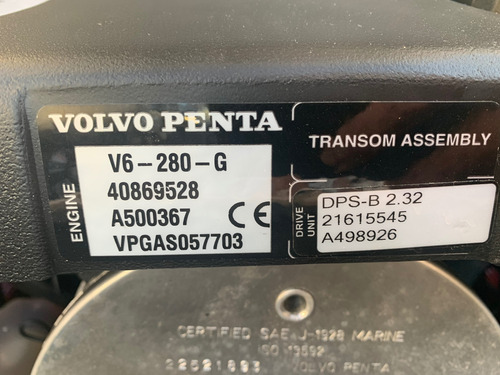 Lancha Cuddy 2400 Motor Volvo Penta V6-280 Para Duoprpop