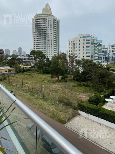 Imagen 12 de 22 de Alquiler Temporario - Bravissima 6 - Penthouse En Playa Brava, Primera Linea