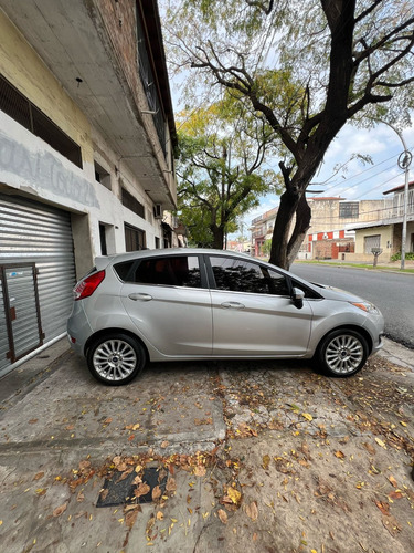 Ford Fiesta Kinetic 1.6 Titanium Powershift 120cv