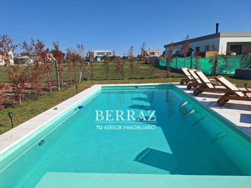 Casa Venta 6 Ambientes En Santa Elisa Pilar Del Este Lote De 563 M2