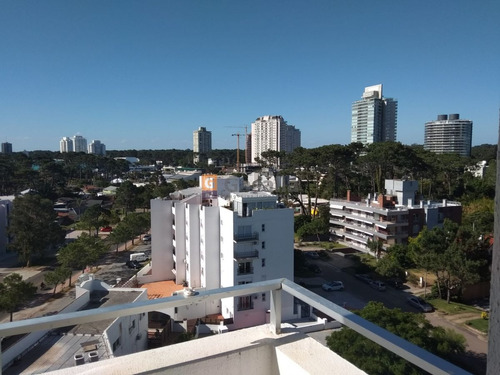 Apartamento En  Zona Aidy Grill Punta Del Este Ref. 4787