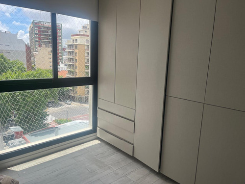 Departamento 3 Ambientes En Torre De Categoría - Caballito