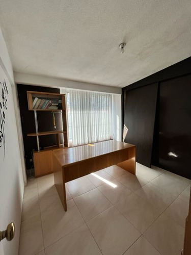 Inmueble Con Uso De Suelo En Calesa, Adecuado Para Escuela, Oficinas..etc