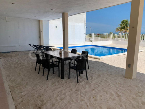 Casa En Renta Ubicada En Progreso En Primera Línea