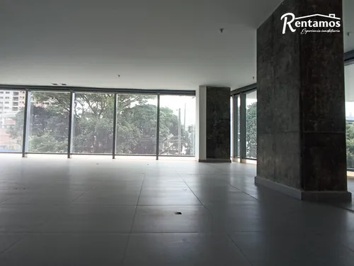 Local En Arriendo En Primavera. Cod A775317