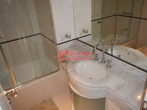 Apartamento En Punta Del Este, Mansa- Ref: 3082