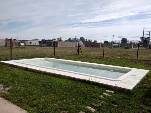 Imagen 10 de 12 de Ibarlucea: Venta Casa A Estrenar Con Piscina