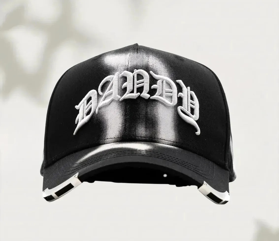 Gorra Dandy Hats Project 001 negra ajustable y curva, color negro