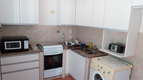 Imagen 3 de 11 de Departamento En Venta En Villa Cabrera - A Media Cuadra De Av. Caraffa