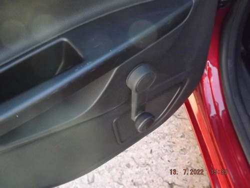 Imagen 9 de 22 de Ford Fiesta Kinetic Design 2016 1.6 S 120cv
