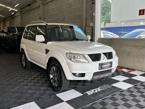 Mitsubishi Pajero TR4 2.0 4X2 16V 140CV FLEX 4P AUTOMÁTICO