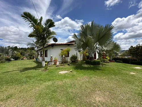 En Venta Finca Con Gampling En Guarne Antioquia, En Vereda Toldas