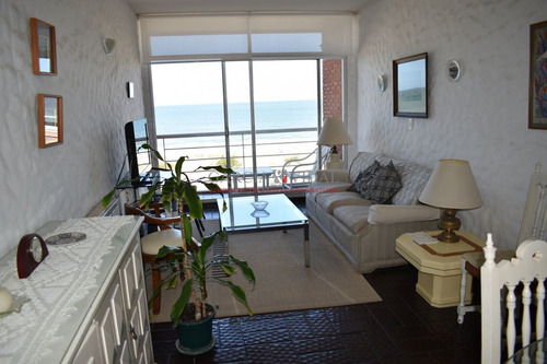 Imagen 5 de 17 de Venta De Apartamento 2 Dormitorios Frente Al Mar - Punta Del Este Brava