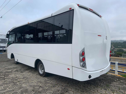 Imagen 4 de 8 de Bus 29 Pasajeros 2020