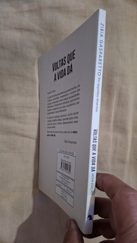 Livro Voltas Que A Vida Dá Zibia Gasparetto Capa Mole Editora Vida & Consciência