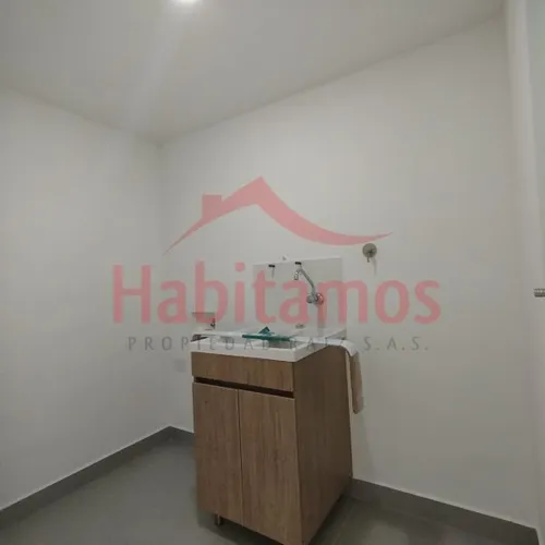 Apartamento En Arriendo En Envigado - El Trianón Cod 68630