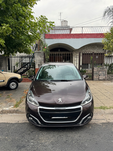 Peugeot 208 1.6 Allure