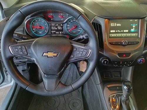 Imagem 8 de 15 de Chevrolet Cruze Lt Nb At _4p_ 2019