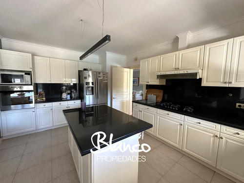Casa En Venta En La Lomada, Pilar, G.b.a. Zona Norte