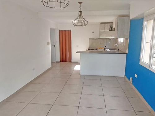 Casa En Venta - 3 Dormitorios 2 Baños - 400mts2 - Tandil
