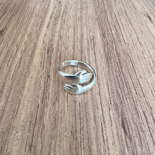 Imagen 4 de 10 de Anillo De Plata Ley 925 Abrazo Manitas Mujer Agalea