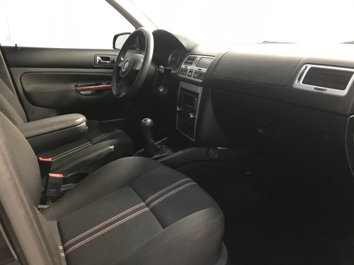 Imagen 21 de 25 de Bora 1.8t Highline 1.8 T Manual Tela Cuero Vento Sportline