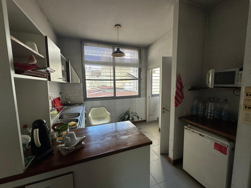 Local En Venta - 513 M2 Deposito En Doble Altura - San Cristobal - Proximo A Av. Independencia.
